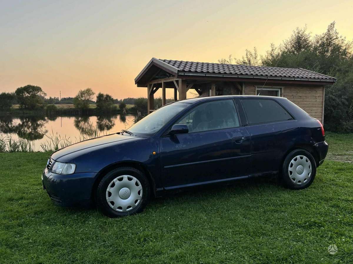 Audi A3, 1.8 l., hatchback