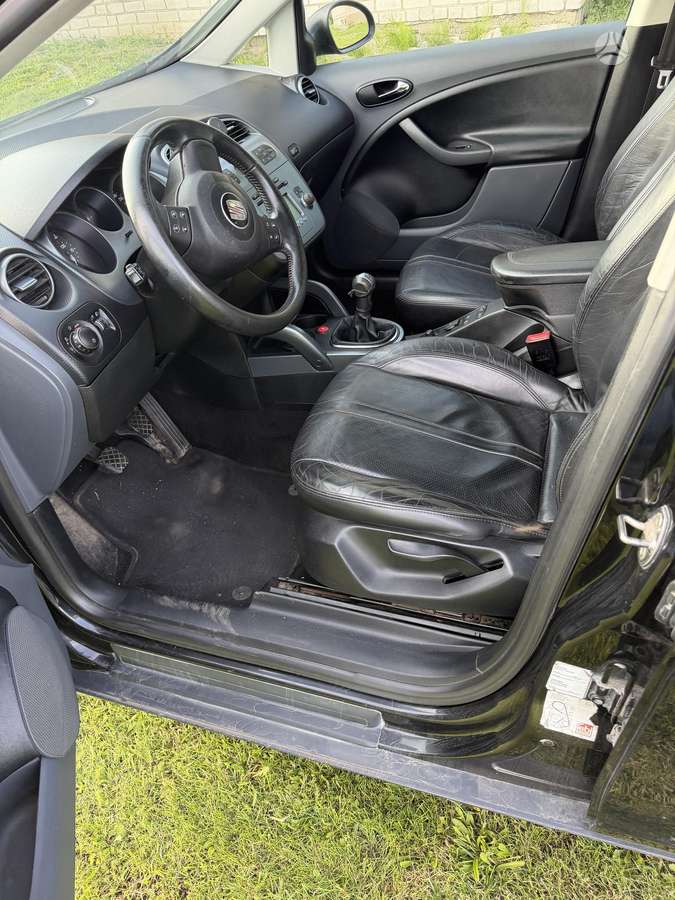 Seat Altea, 2.0 l., Седан