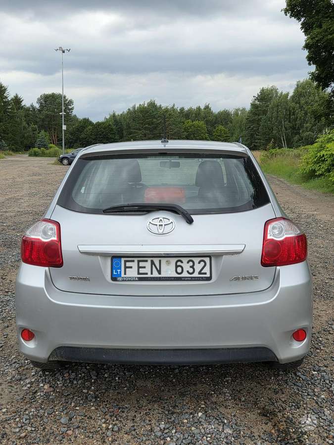 Toyota Auris - 5