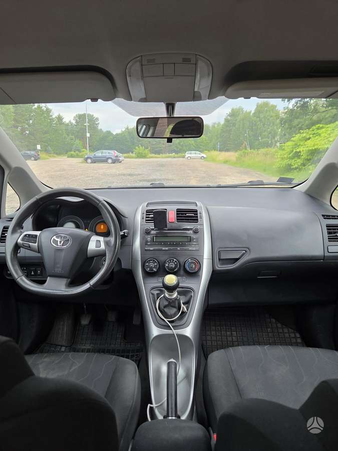 Toyota Auris - 8