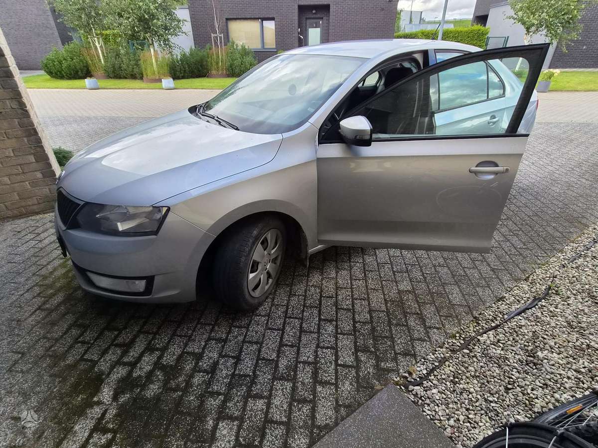Skoda Rapid, 1.2 l., hatchback