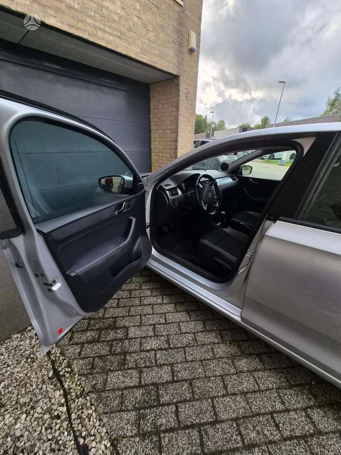 Skoda Rapid, 1.2 l., hatchback