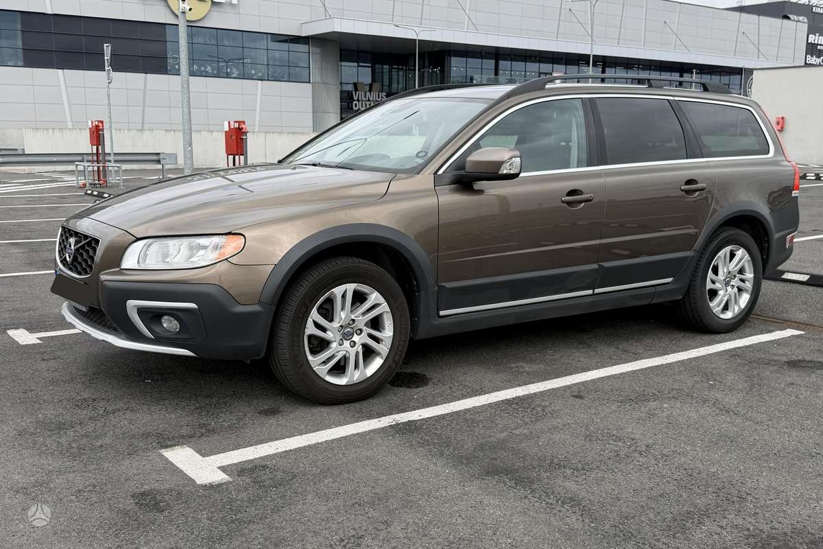 Volvo XC70 - 2