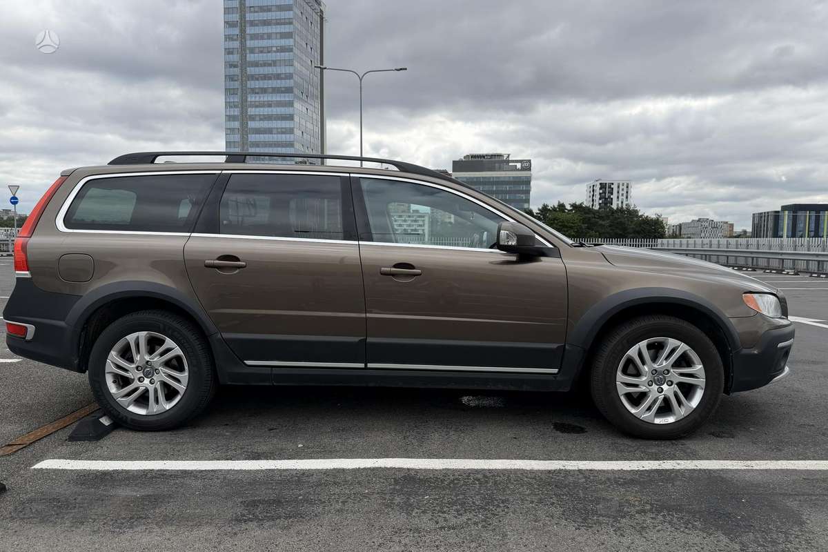 Volvo XC70 - 6