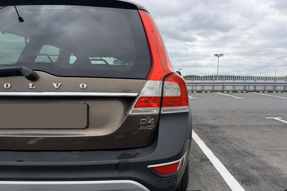 Volvo XC70 - 9