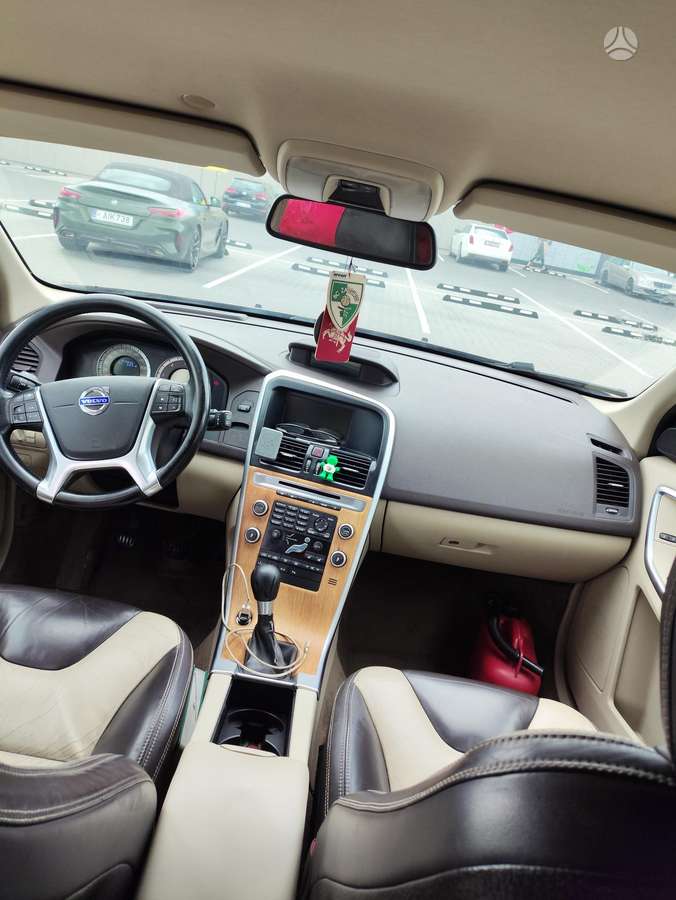 Volvo XC60 - 9