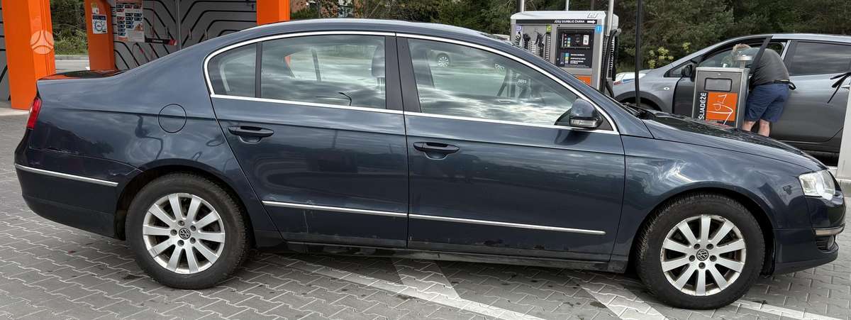 Volkswagen Passat - 7