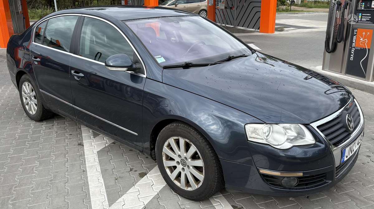 Volkswagen Passat - 8