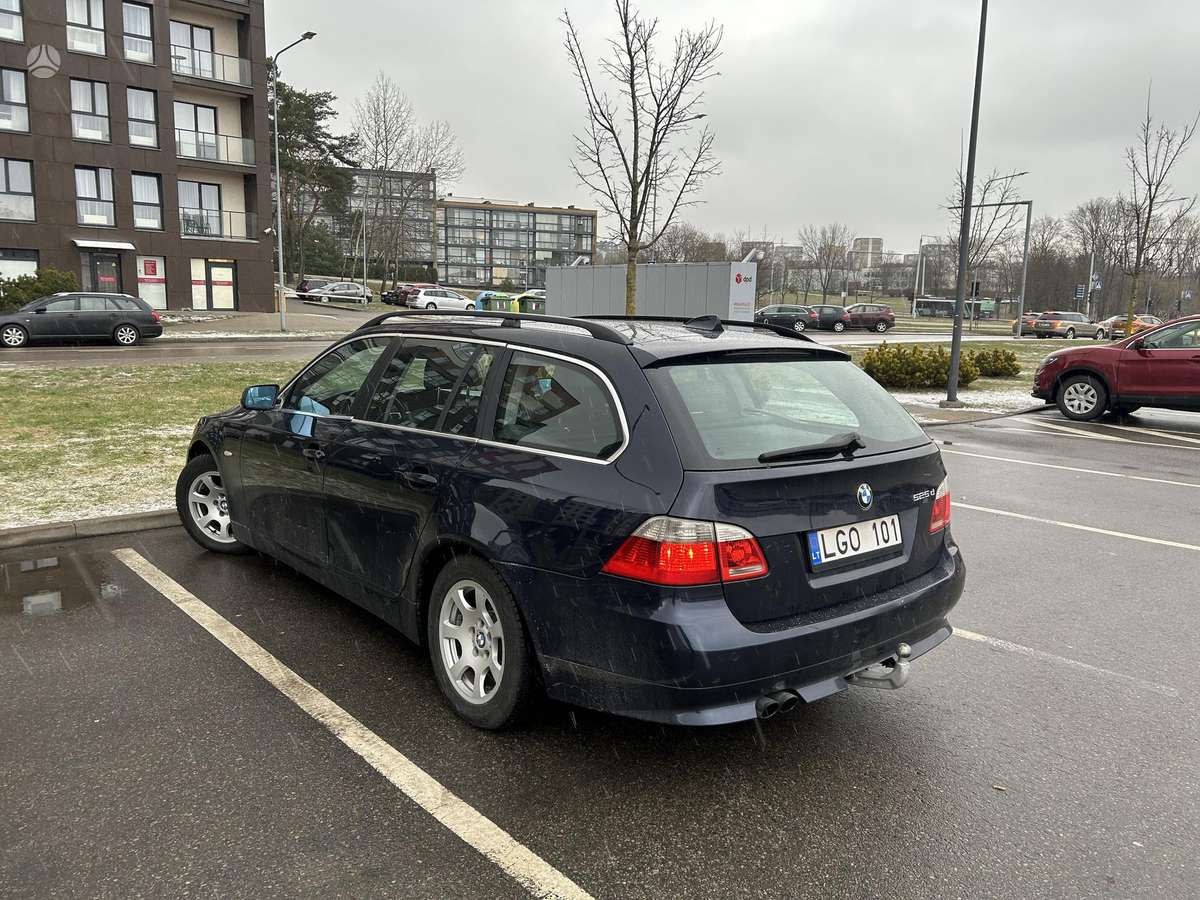 BMW 525, 2.5 l., wagon