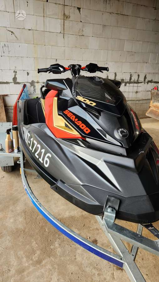 Sea-Doo RXP, jet skis