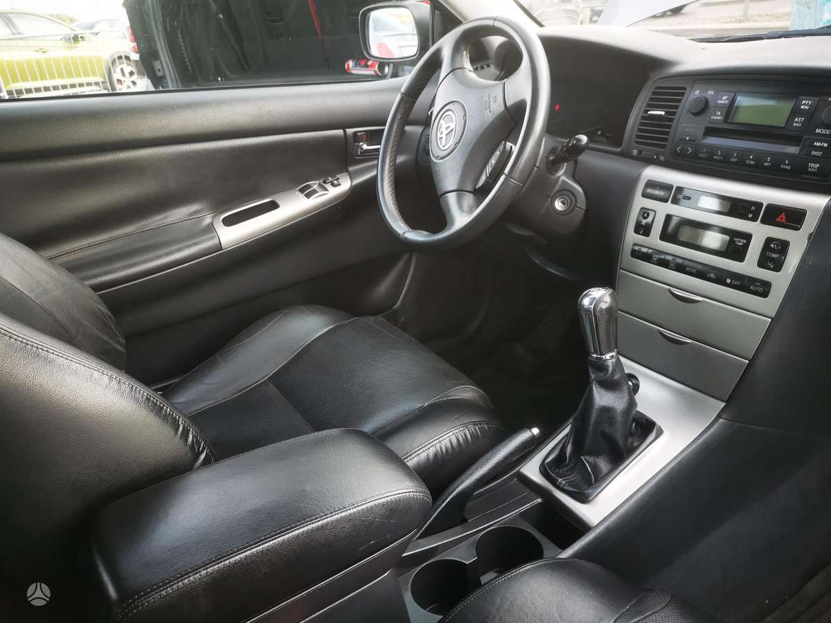 Toyota Corolla, 1.8 l., hatchback