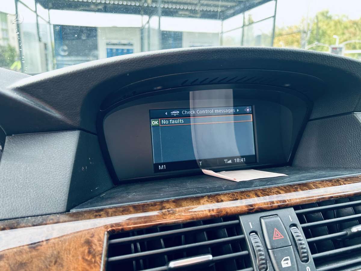 BMW 520, 2.0 l., wagon