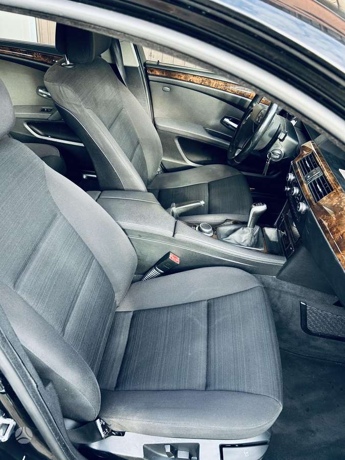 BMW 520, 2.0 l., wagon