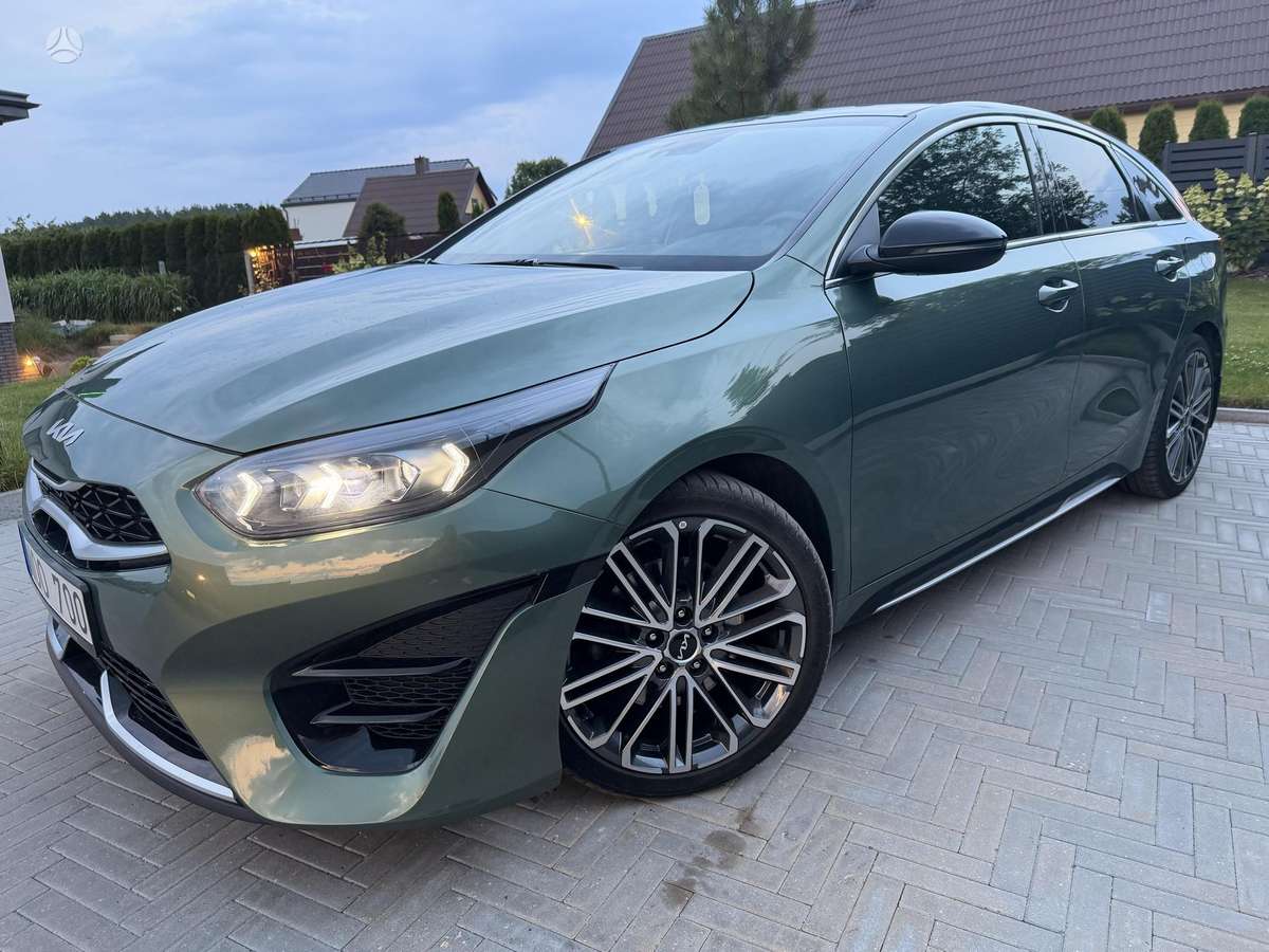 Kia ProCeed, 1.5 l., hatchback