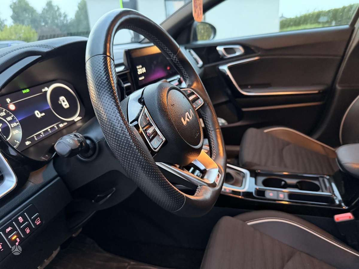 Kia ProCeed, 1.5 l., hatchback