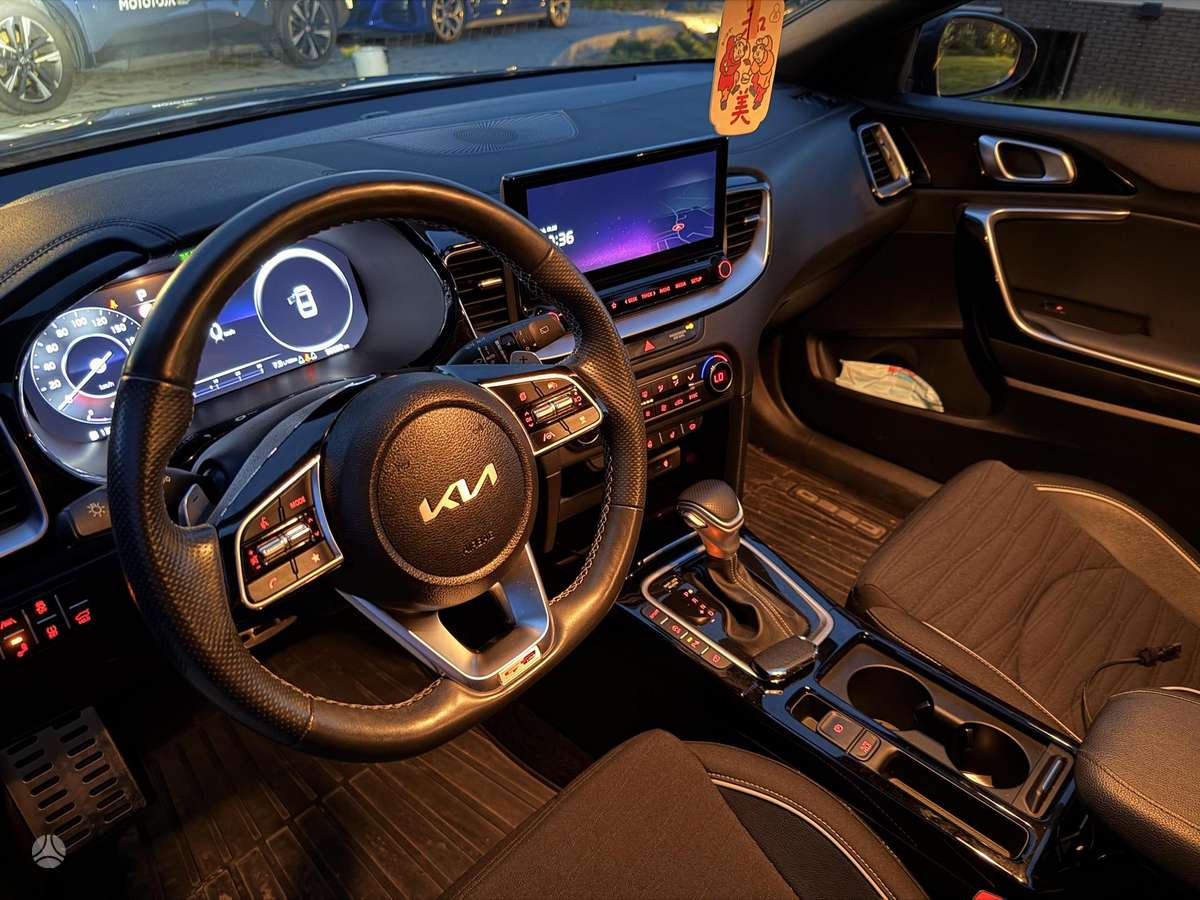 Kia ProCeed, 1.5 l., hatchback