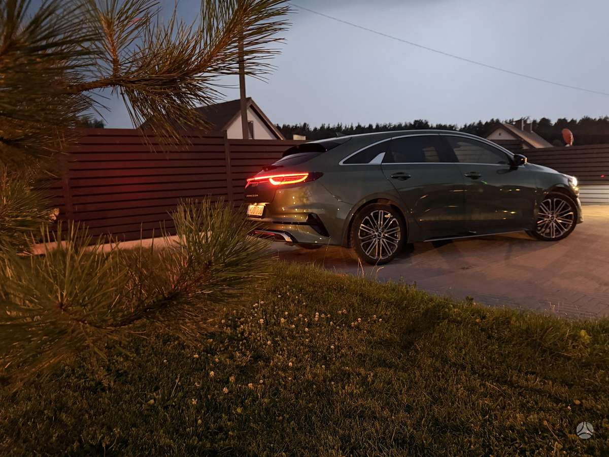 Kia ProCeed, 1.5 l., hatchback