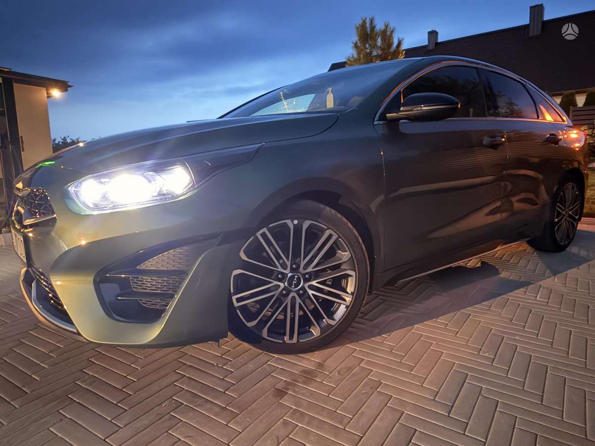 Kia ProCeed, 1.5 l., hatchback