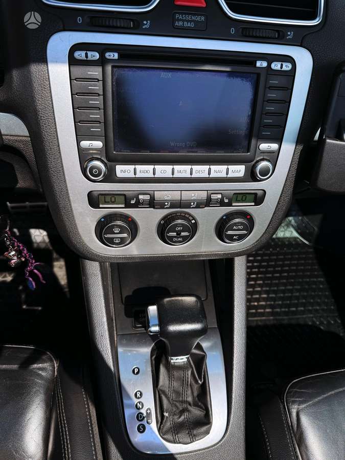 Volkswagen Eos, 2.0 l., Кабриолет