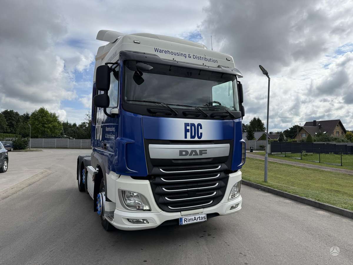DAF XF 460, double sleeper