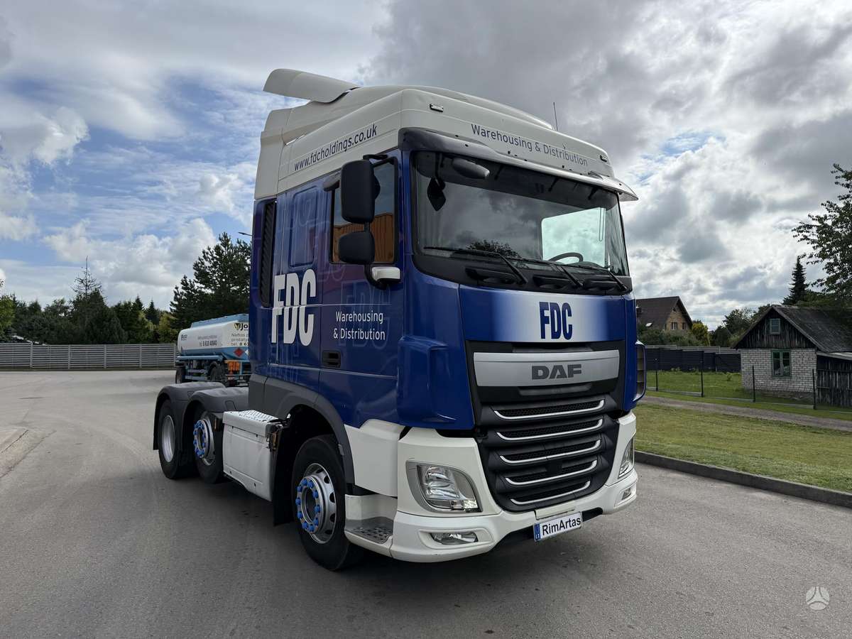 DAF XF 460, double sleeper