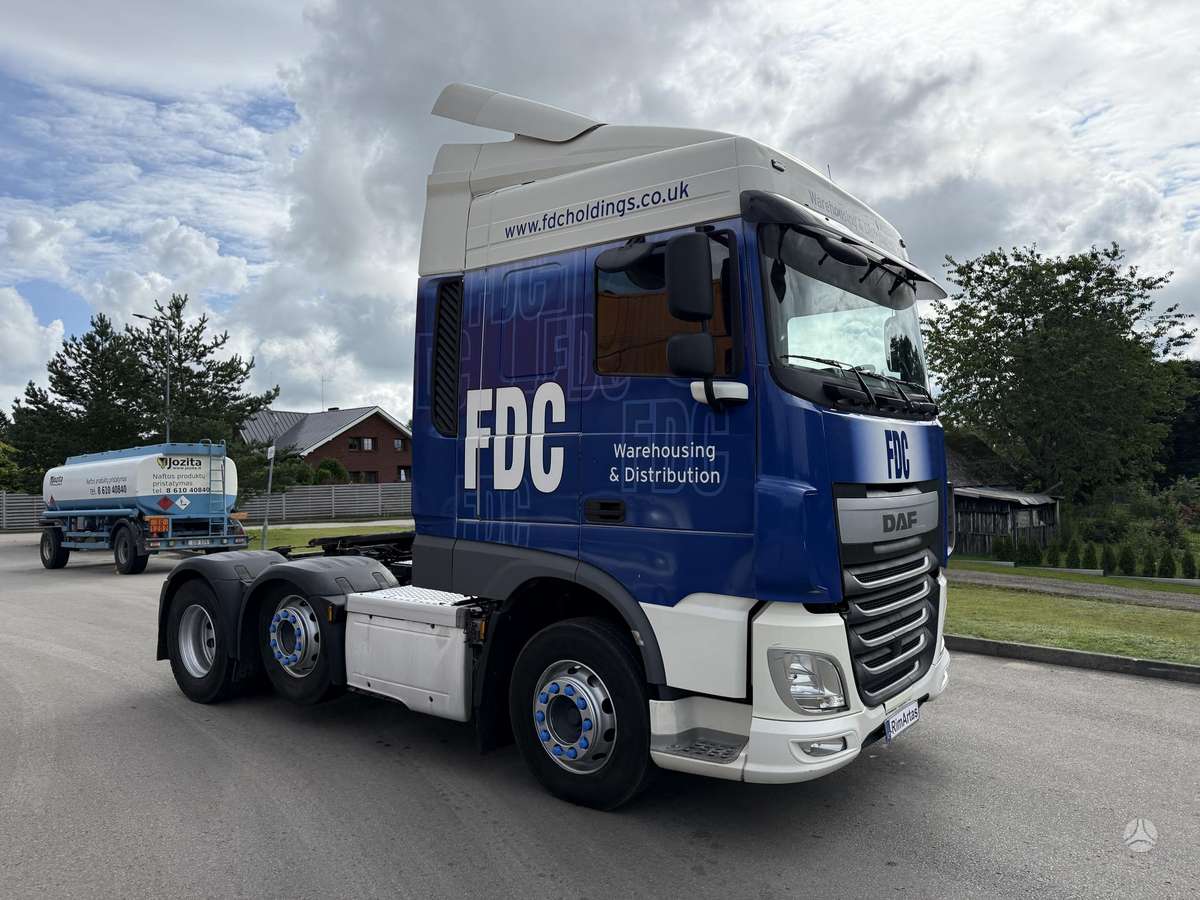 DAF XF 460, double sleeper