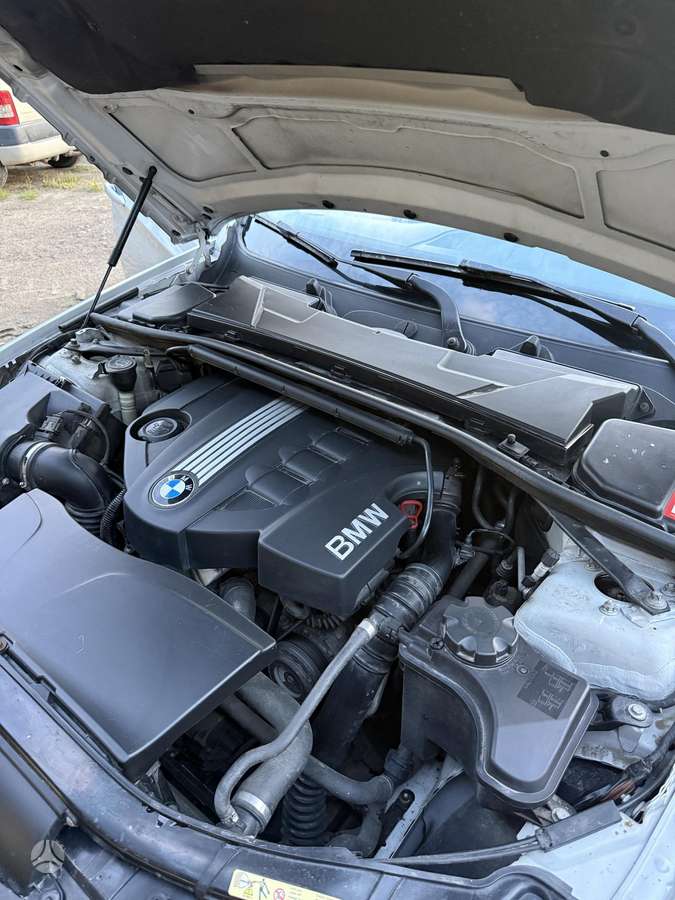 BMW 320, 2.0 l., Седан