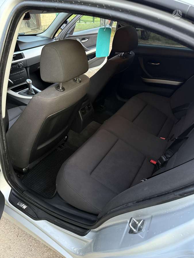 BMW 320, 2.0 l., Седан