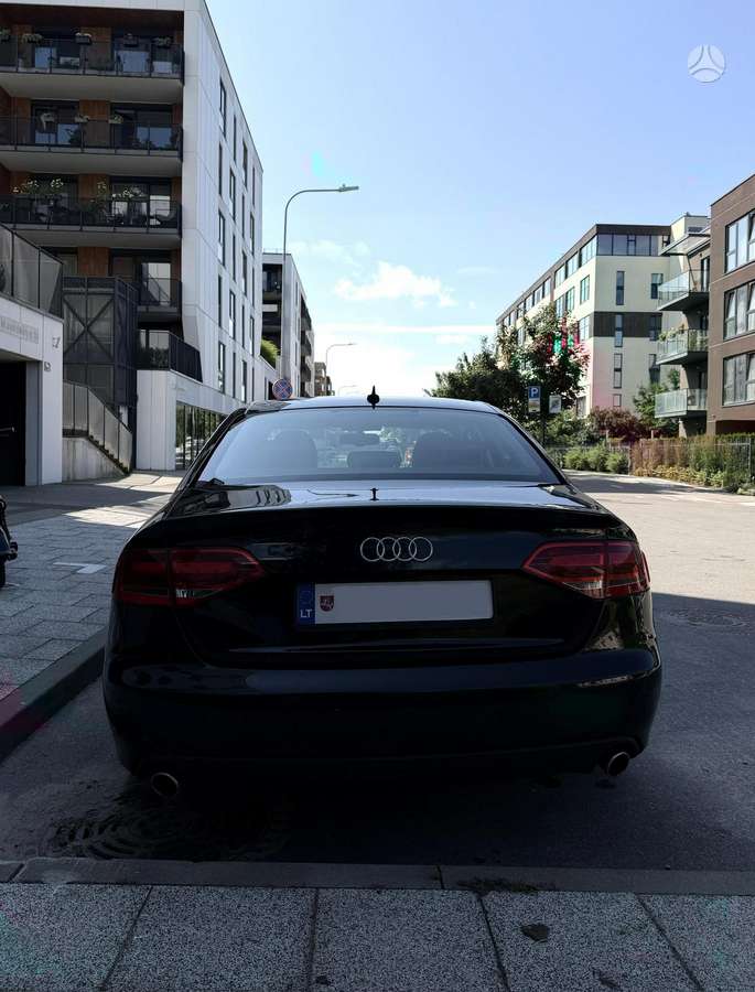 Audi A4, 2.7 l., Седан