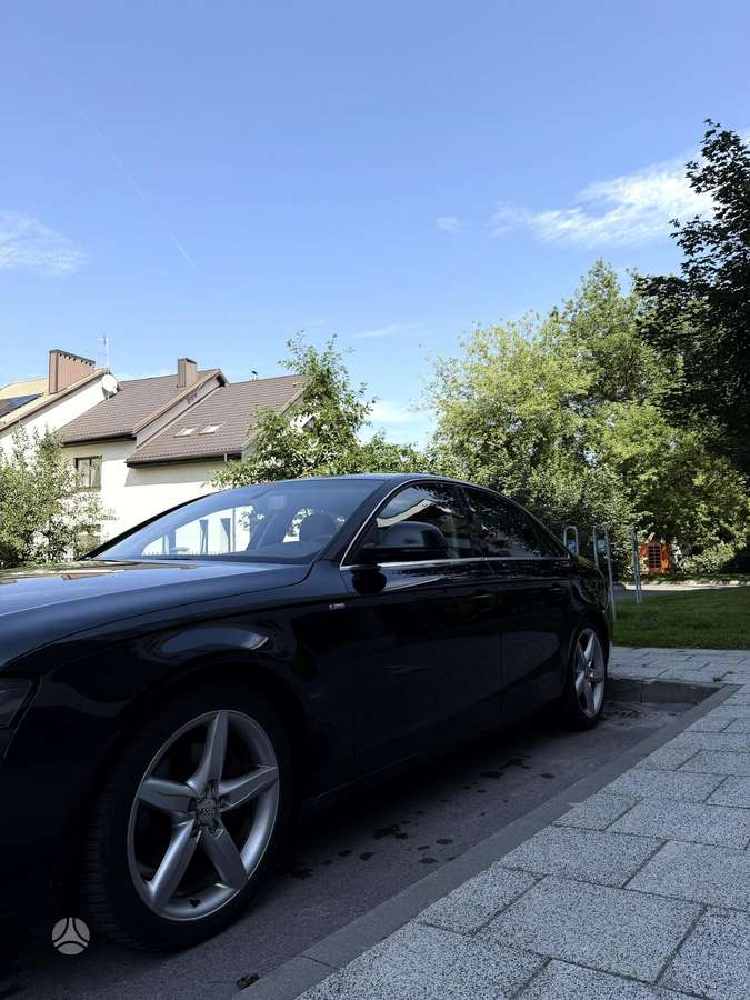 Audi A4, 2.7 l., sedanas