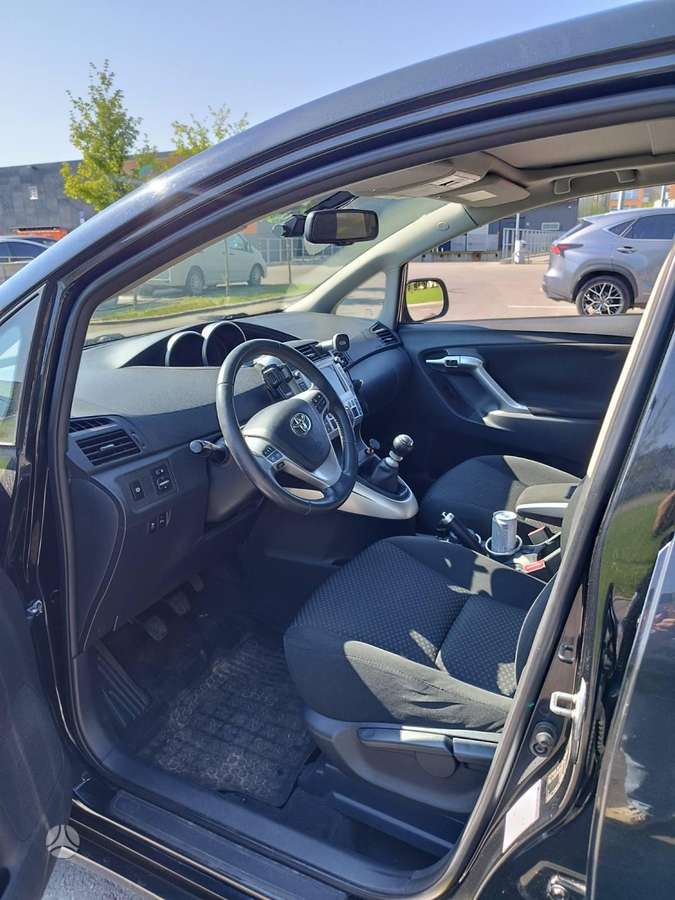 Toyota Verso - 3