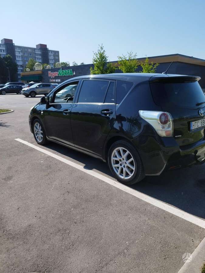 Toyota Verso - 4