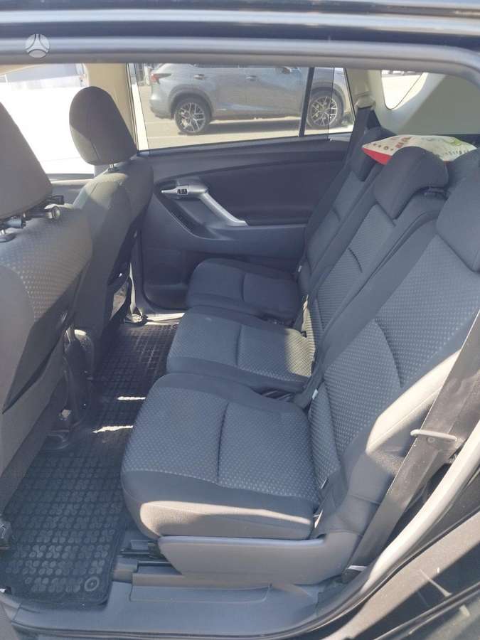 Toyota Verso - 5