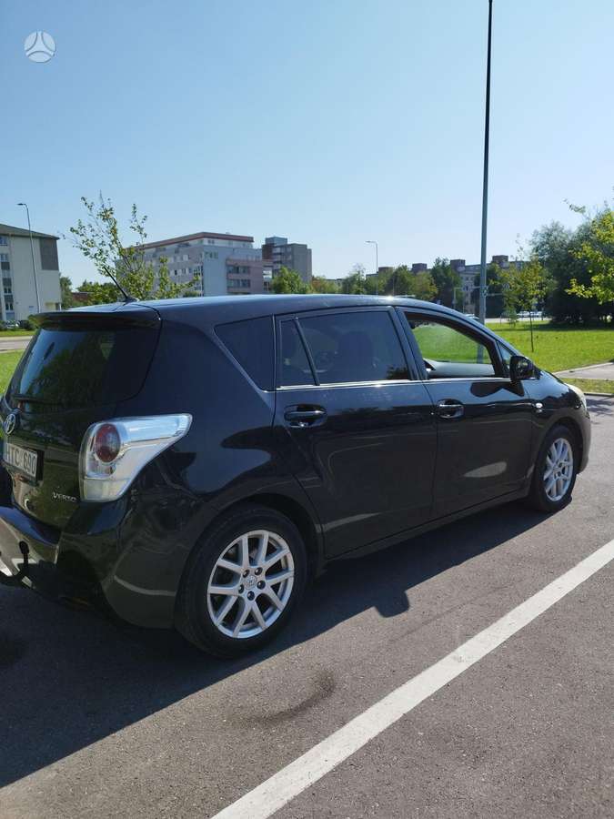 Toyota Verso - 8