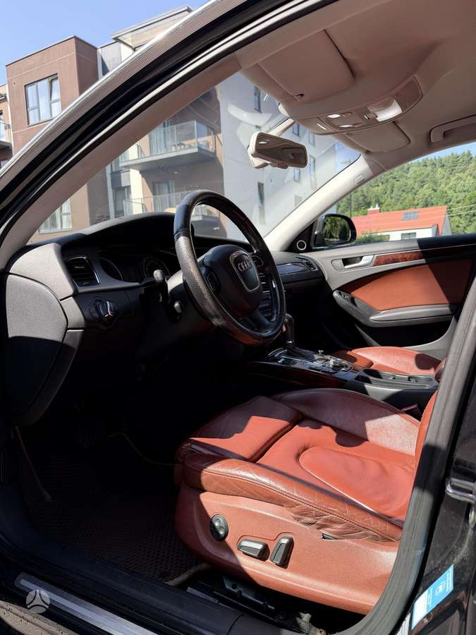 Audi A4, 2.7 l., Седан