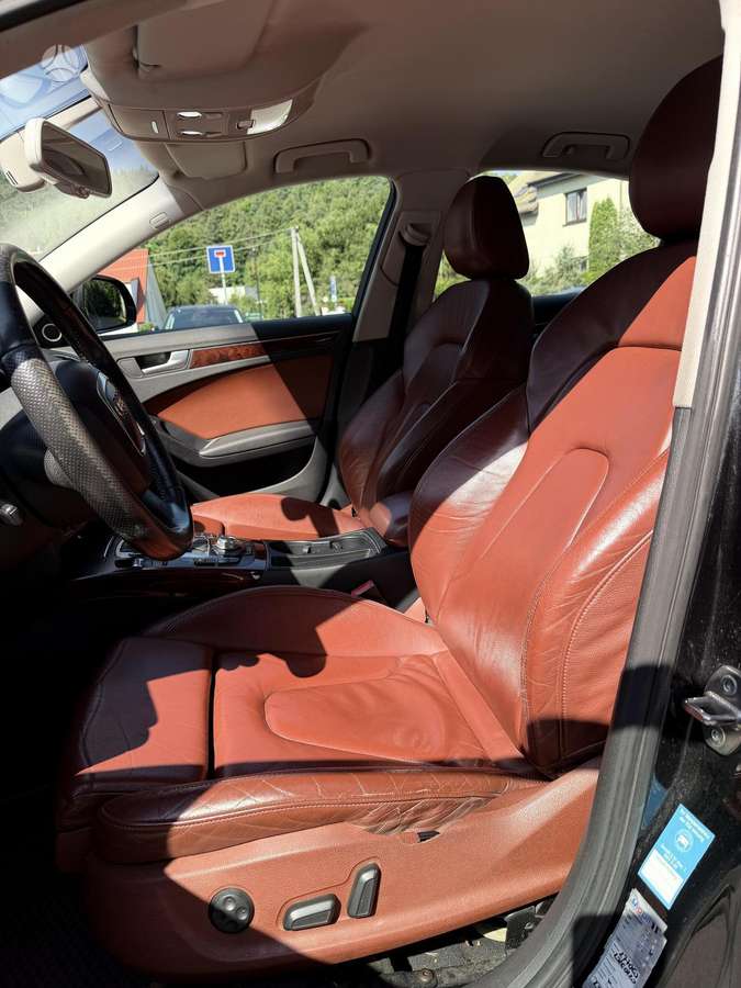 Audi A4, 2.7 l., Седан