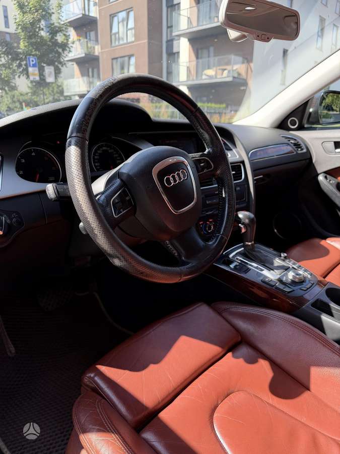 Audi A4, 2.7 l., sedanas