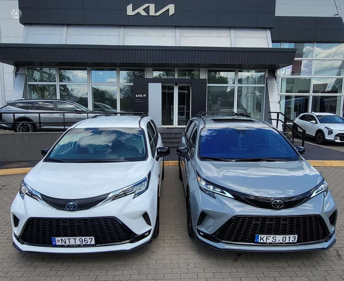 Toyota Sienna - 6