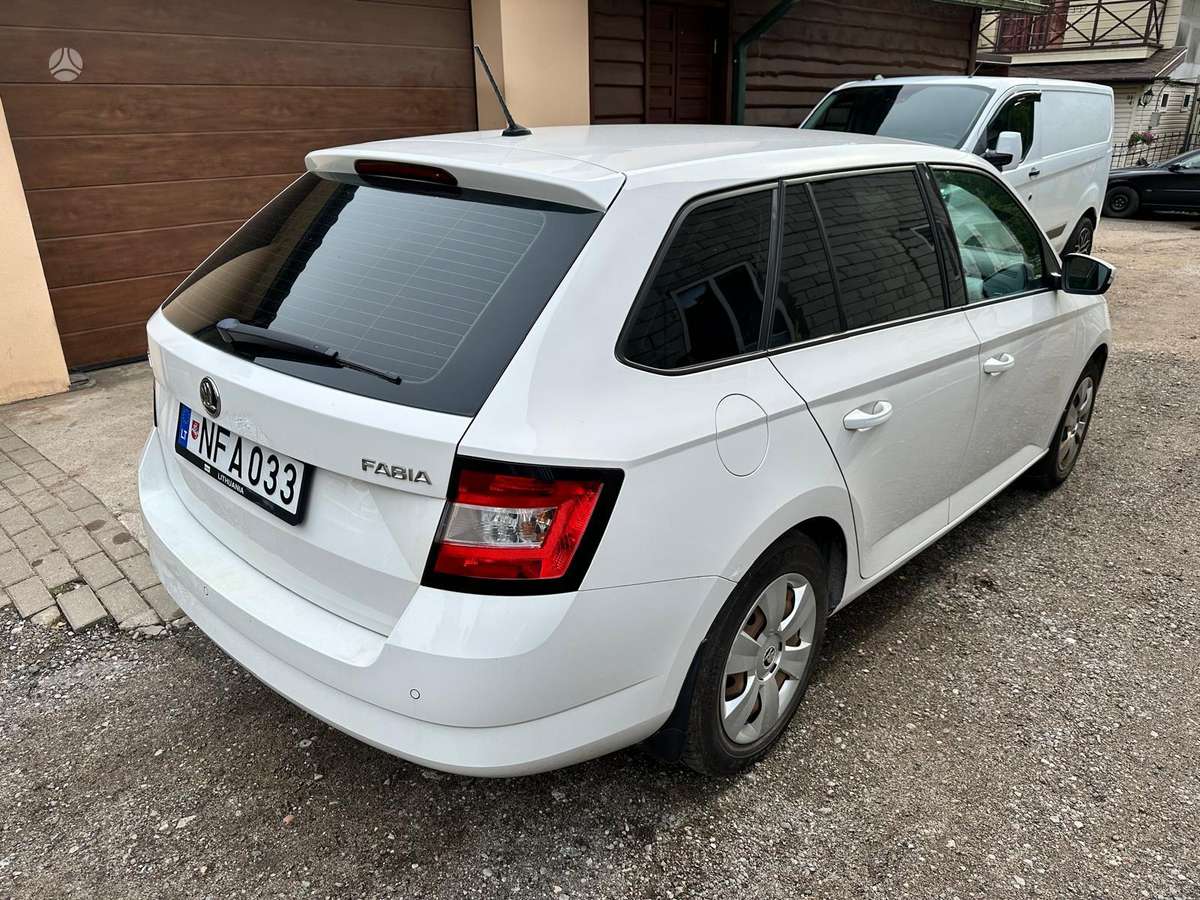 Škoda Fabia - 3