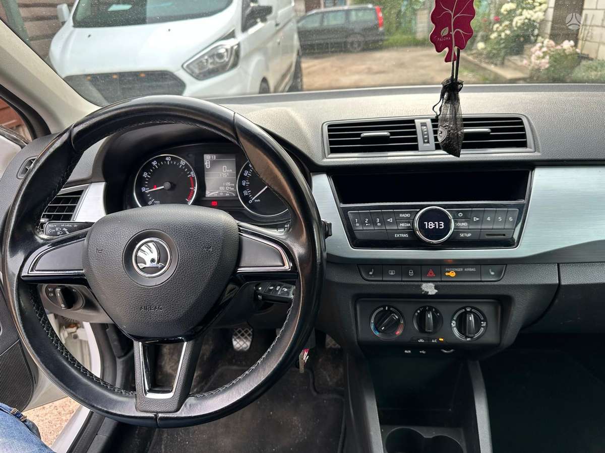 Škoda Fabia - 6