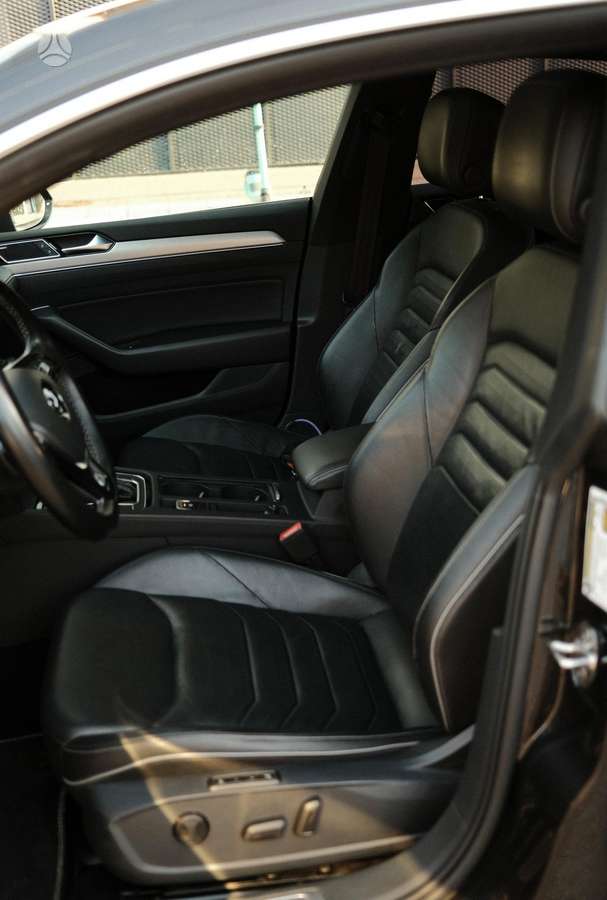 Volkswagen Arteon, 2.0 l., hatchback