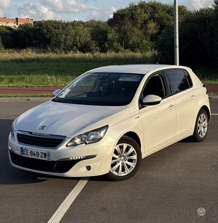 Peugeot 308, 1.2 l., hatchback