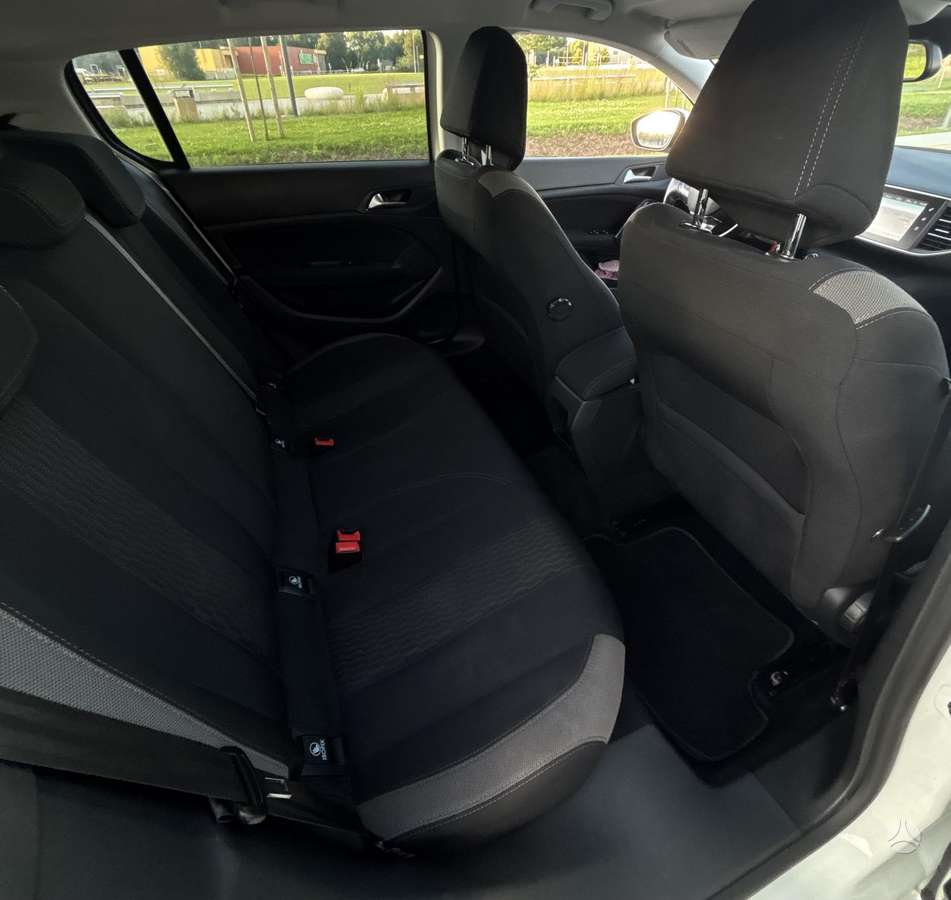 Peugeot 308, 1.2 l., Хэтчбек