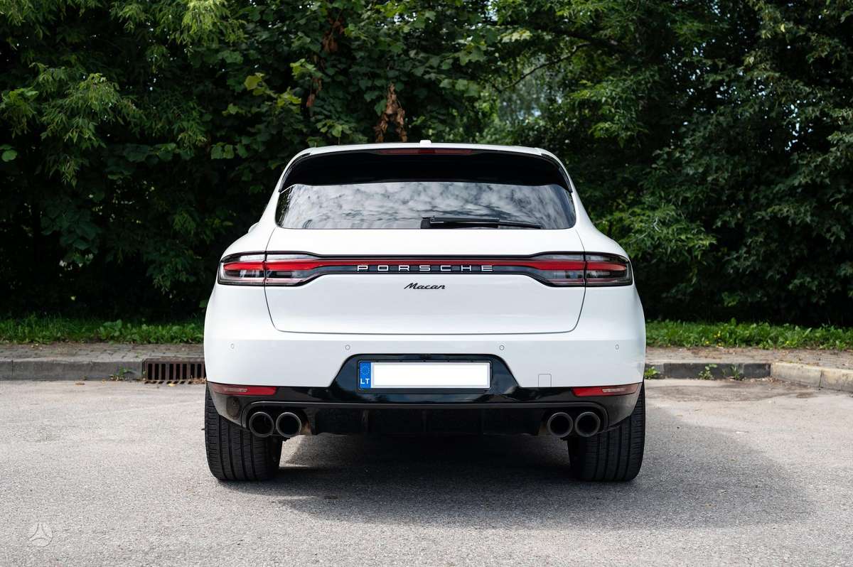 Porsche Macan - 2