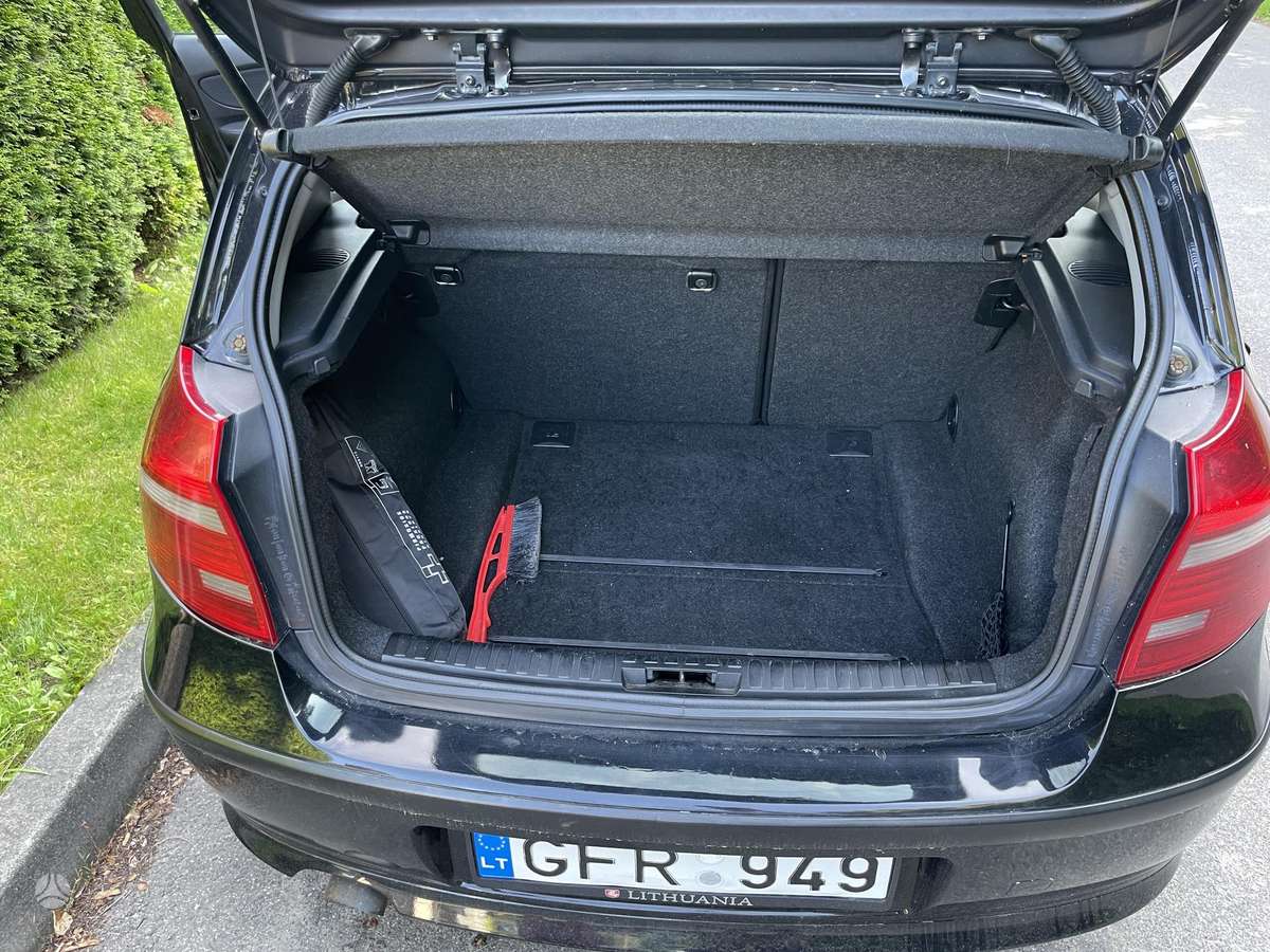 BMW 116, 1.6 l., Хэтчбек