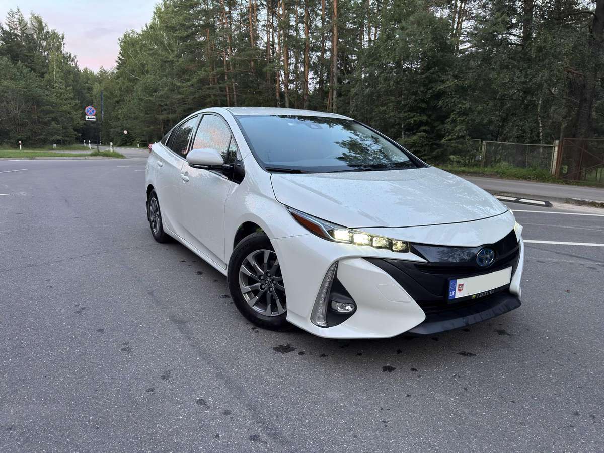 Toyota Prius Prime - 1