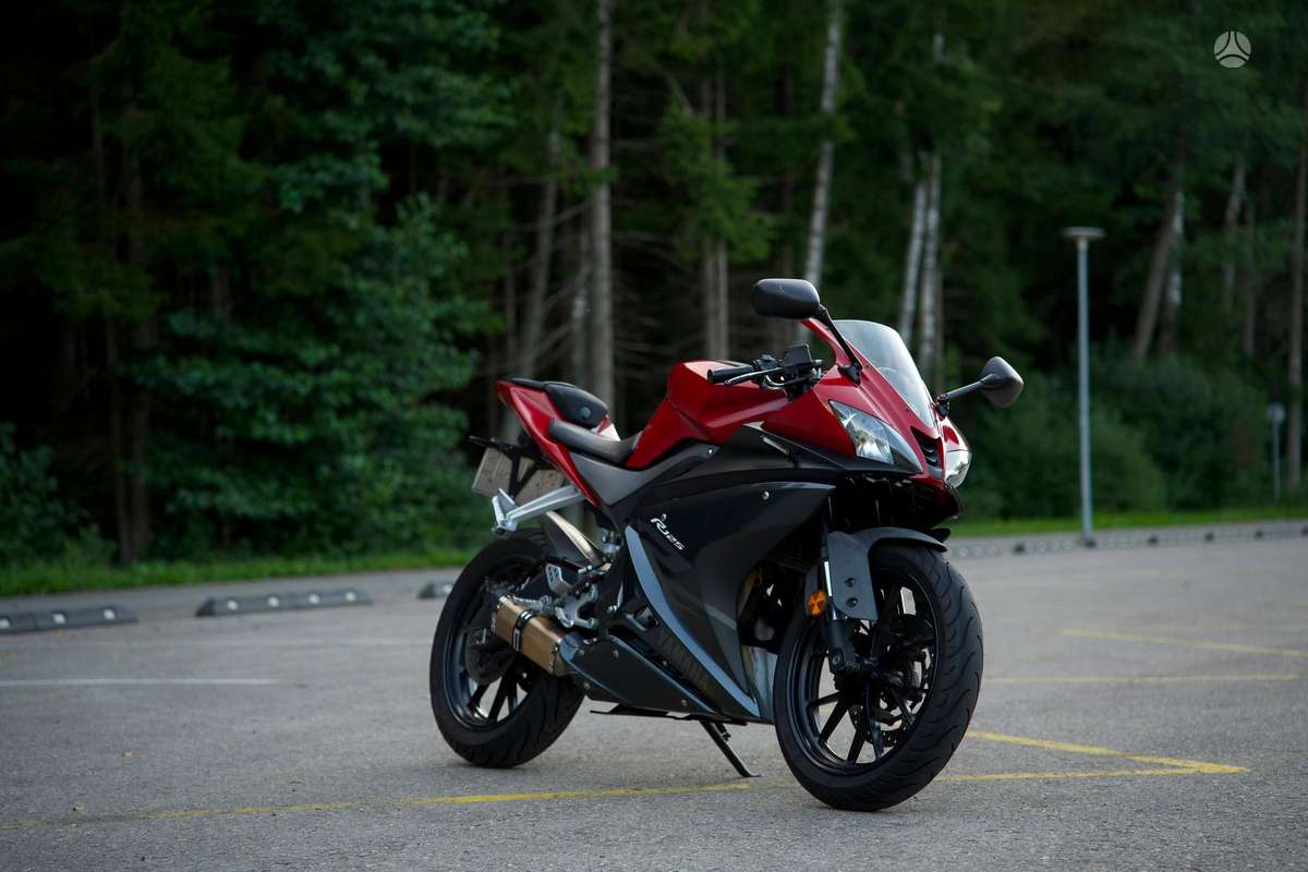 Yamaha YZF 125cc, superbikes