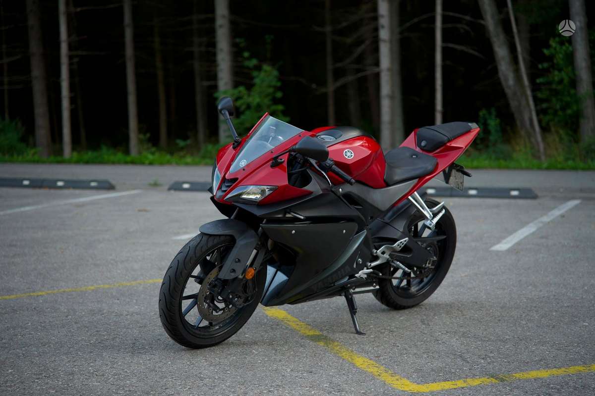 Yamaha YZF 125cc, superbikes