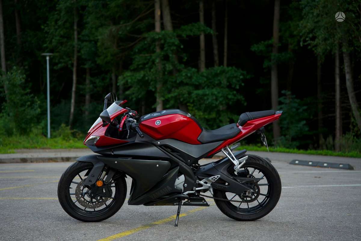 Yamaha YZF 125cc, superbikes