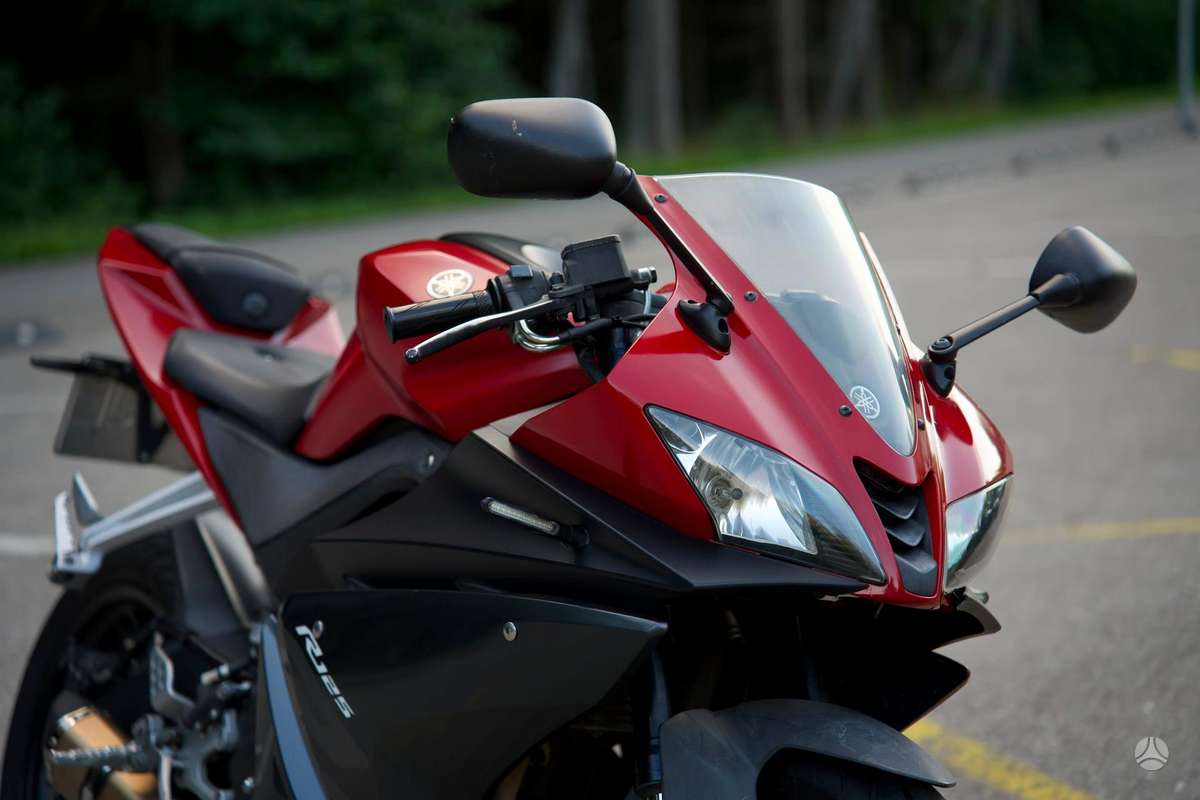 Yamaha YZF 125cc, superbikes